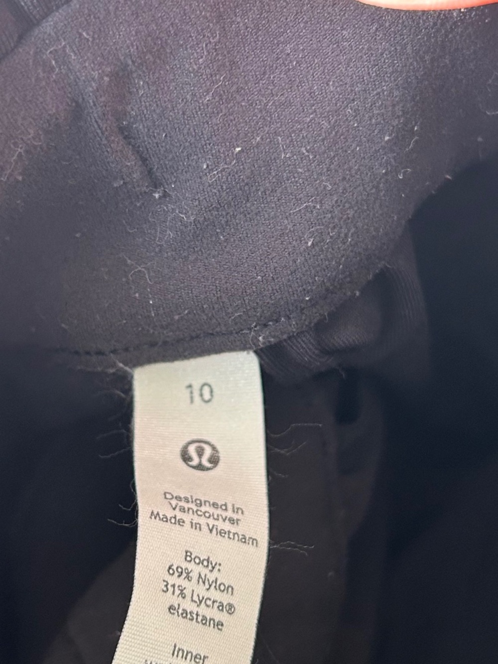 Lululemon Women's Pants - Picture 2 of 2